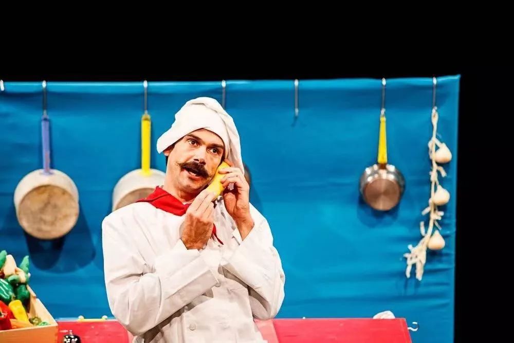 九游网址-奇思妙想！球队举办一场别开生面的慈善活动的简单介绍